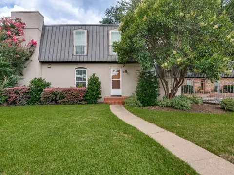 5234 Fleetwood Oaks Avenue #120