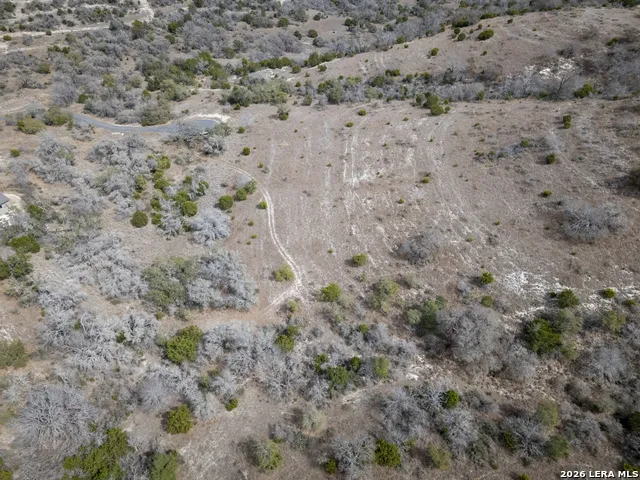 100 Stieler Valley Comfort, TX 78013
