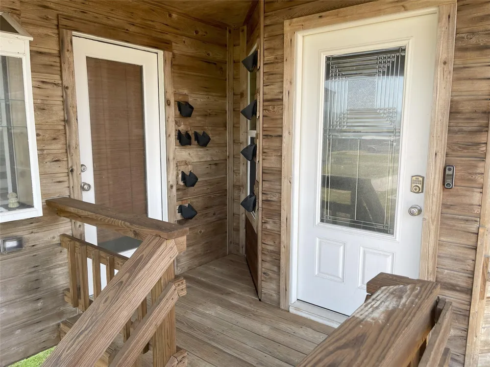 16647 John Silver Road Jamaica Beach, TX 77554