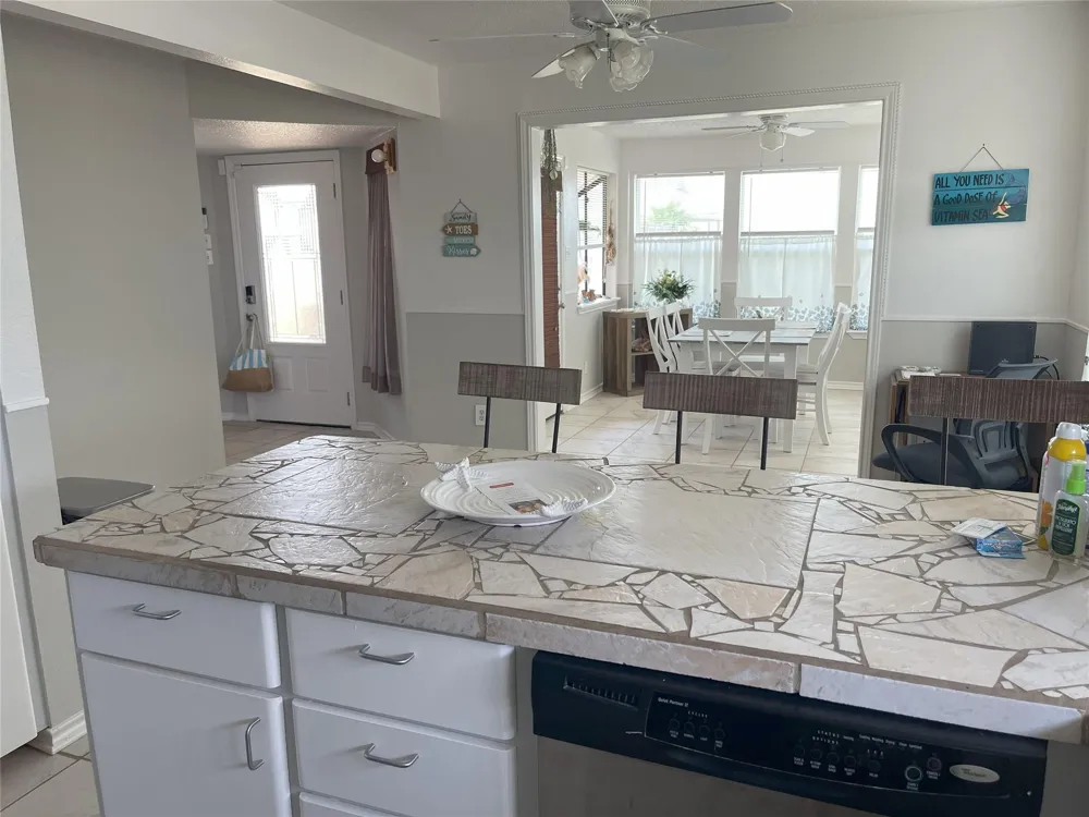 16647 John Silver Road Jamaica Beach, TX 77554
