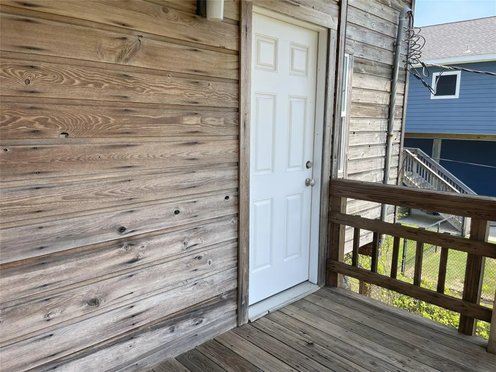 16647 John Silver Road Jamaica Beach, TX 77554