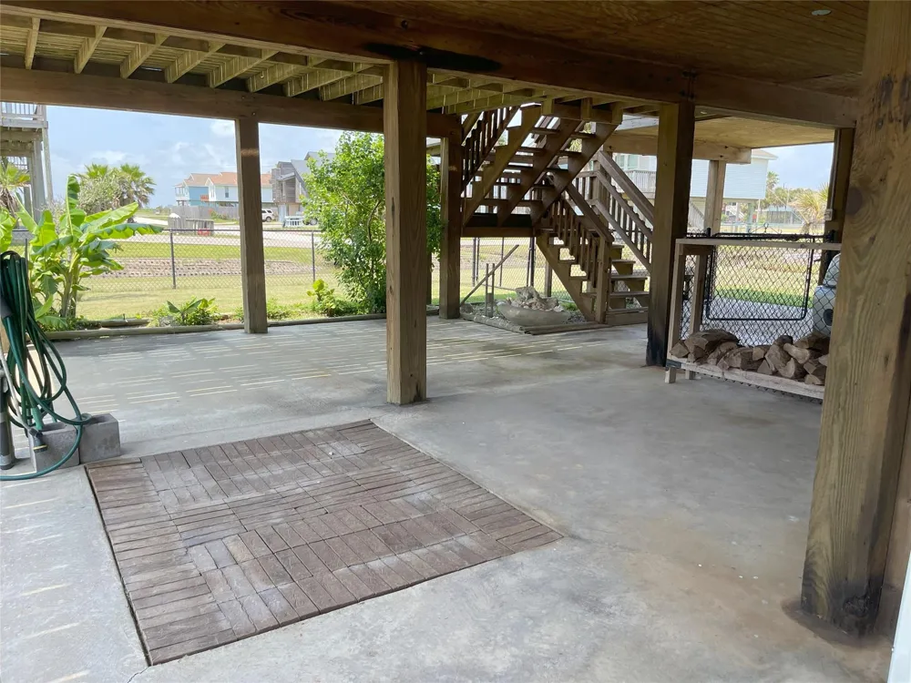 16647 John Silver Road Jamaica Beach, TX 77554