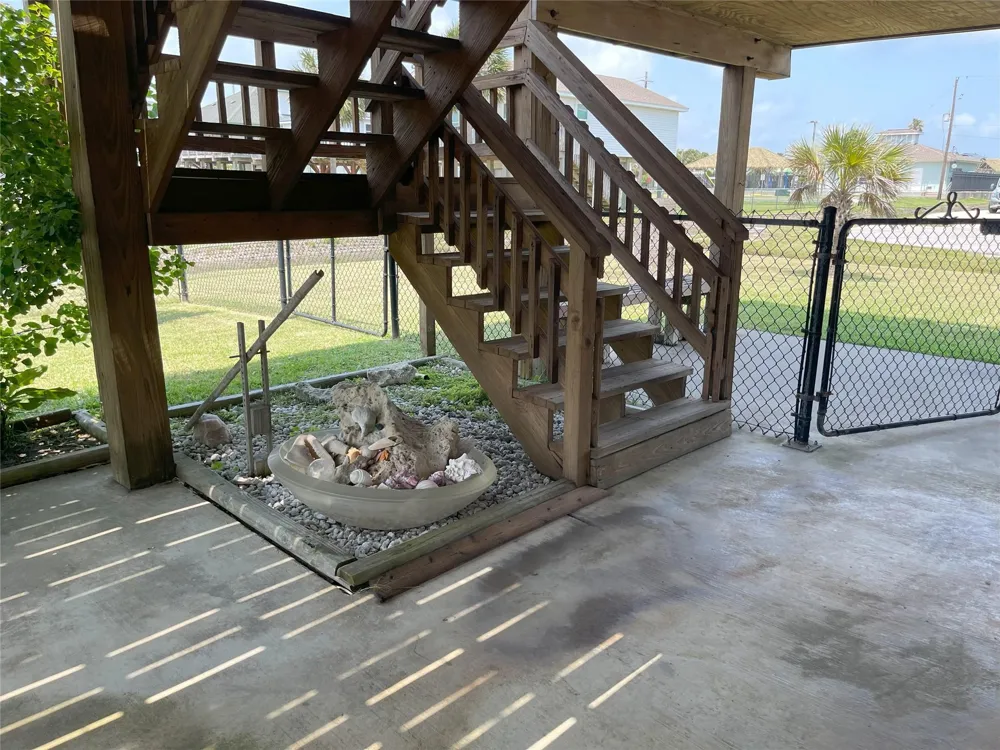 16647 John Silver Road Jamaica Beach, TX 77554