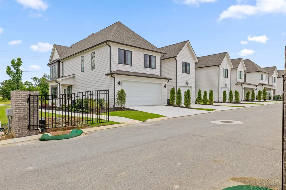 1882 Dawson Circle Chattanooga, TN 37421