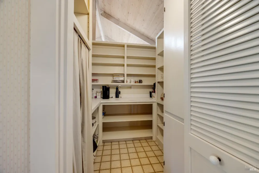 3880 Spring Mountain Road St. Helena, CA 94574