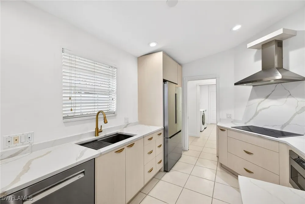 Marconi Court Naples, FL 34114