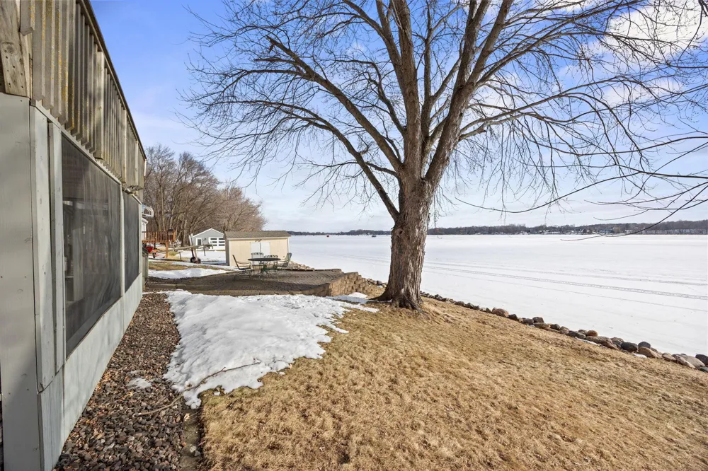 6825 Shore Drive Greenfield, MN 55373