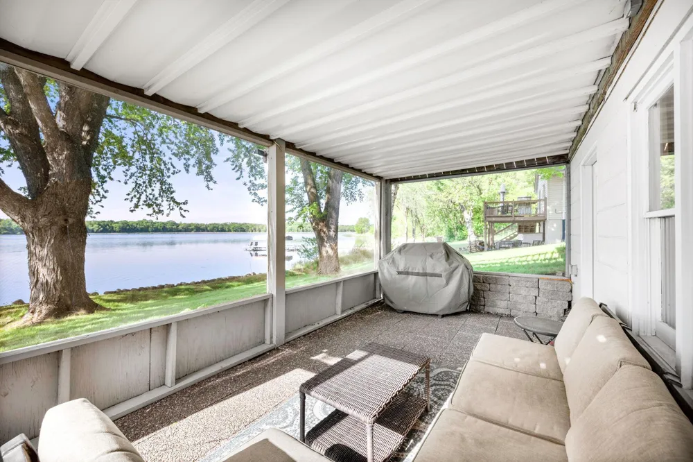 6825 Shore Drive Greenfield, MN 55373