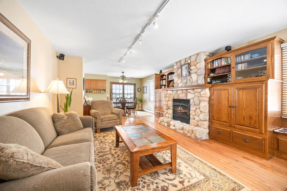 6825 Shore Drive Greenfield, MN 55373