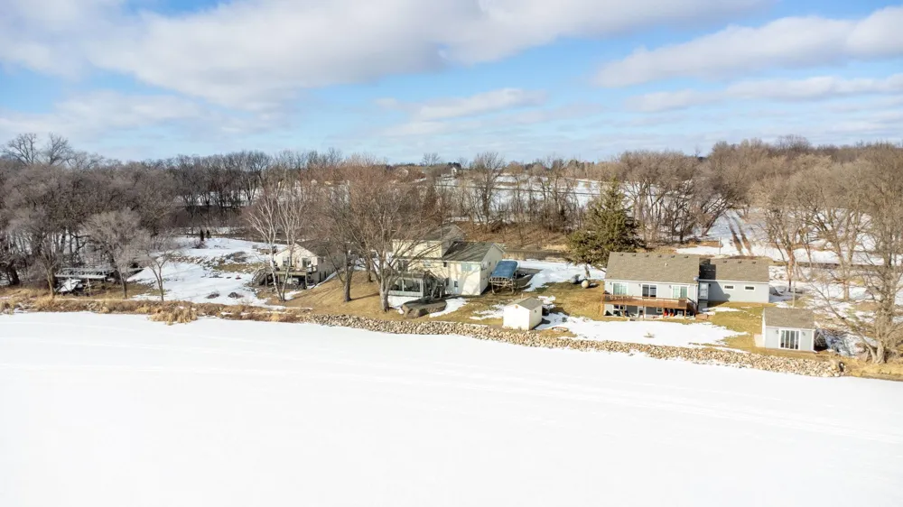 6825 Shore Drive Greenfield, MN 55373