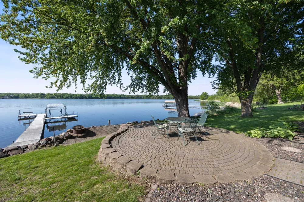 6825 Shore Drive Greenfield, MN 55373