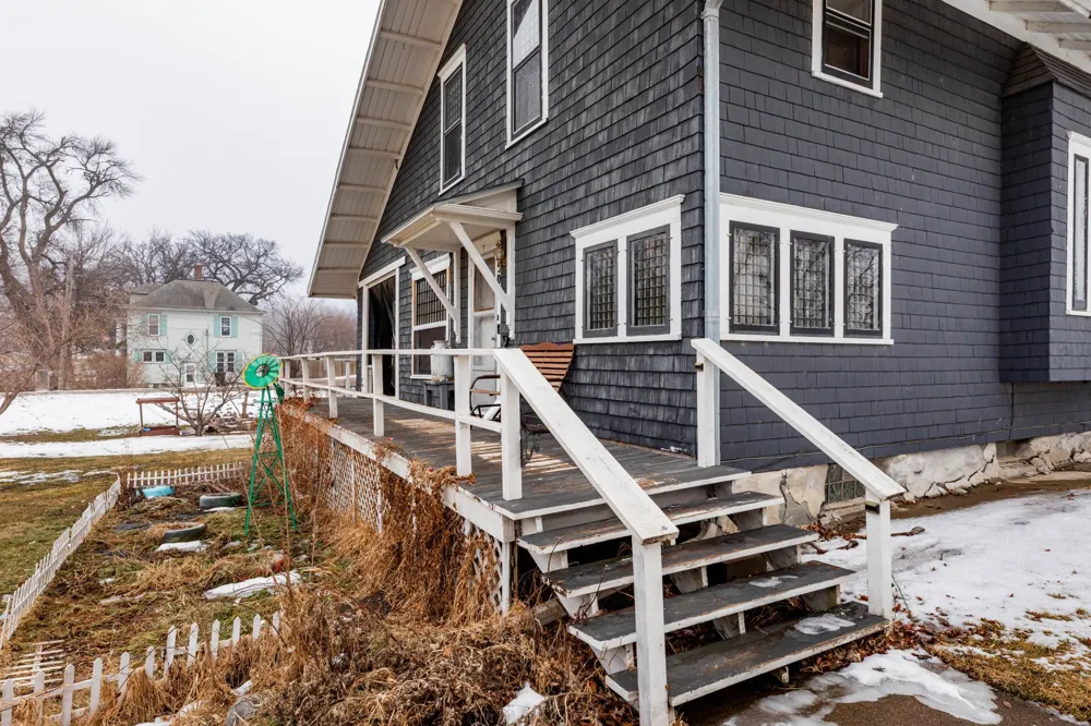 506 4th Avenue SW Valley City, ND 58072