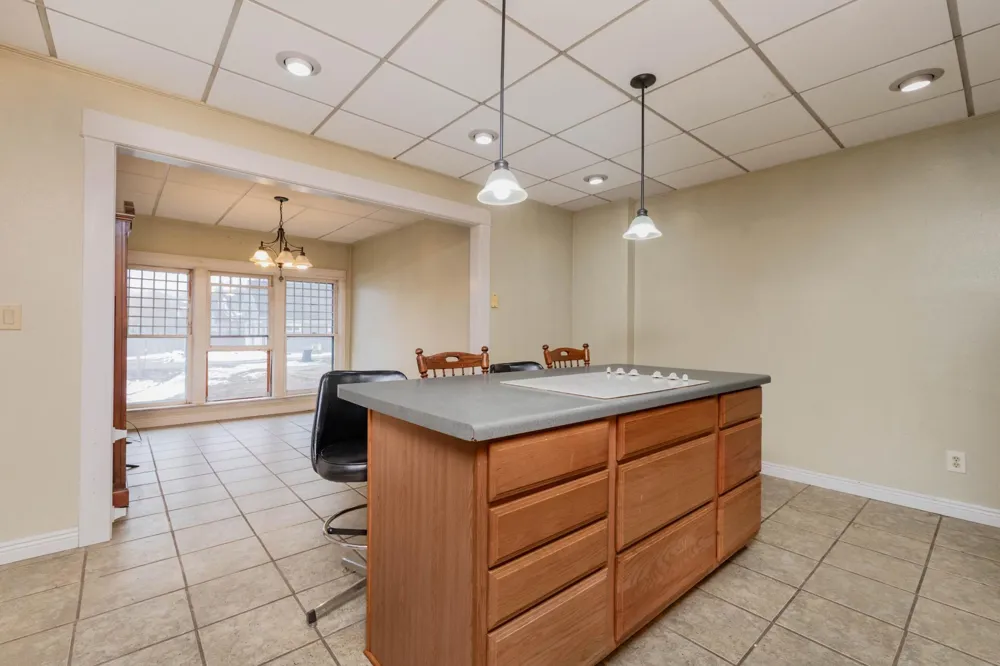 506 4th Avenue SW Valley City, ND 58072