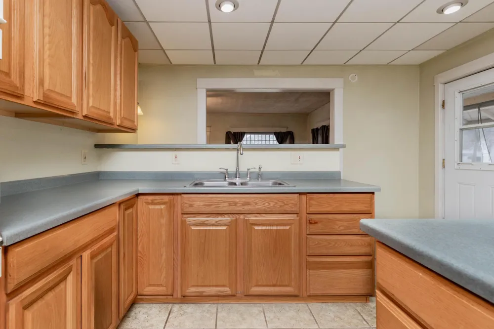 506 4th Avenue SW Valley City, ND 58072