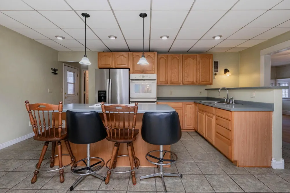 506 4th Avenue SW Valley City, ND 58072