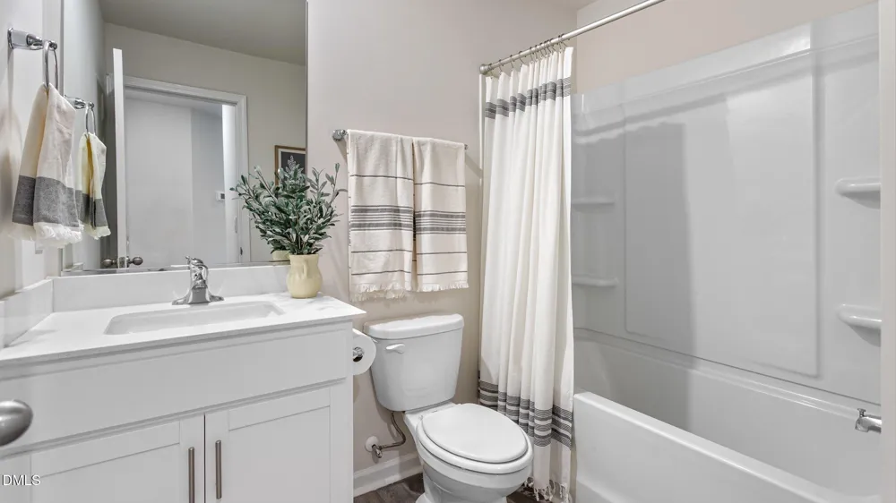 806 Gaelic Drive #208 Gibsonville, NC 27249