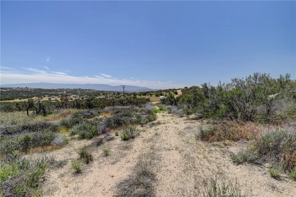 1 Oak Drive Hemet, CA 92544