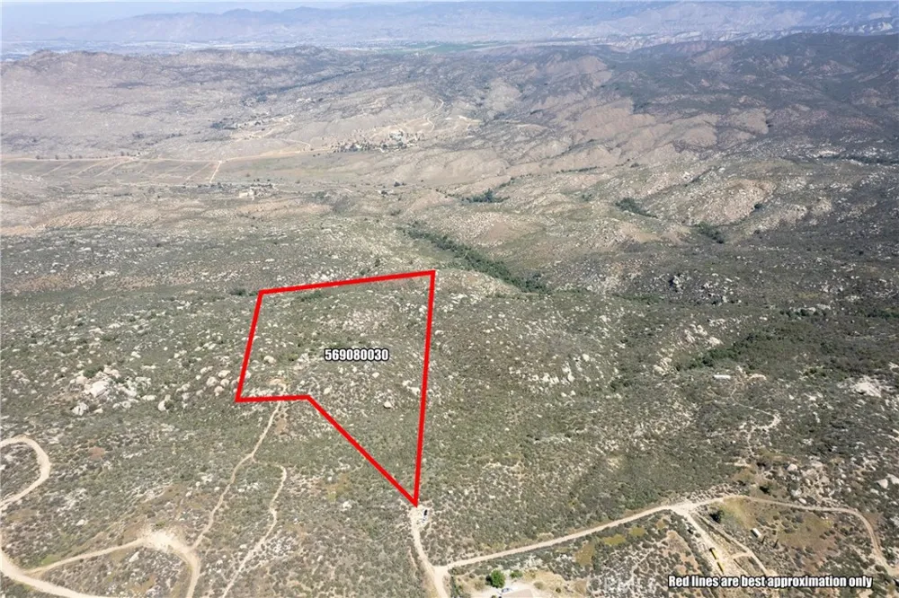 1 Oak Drive Hemet, CA 92544