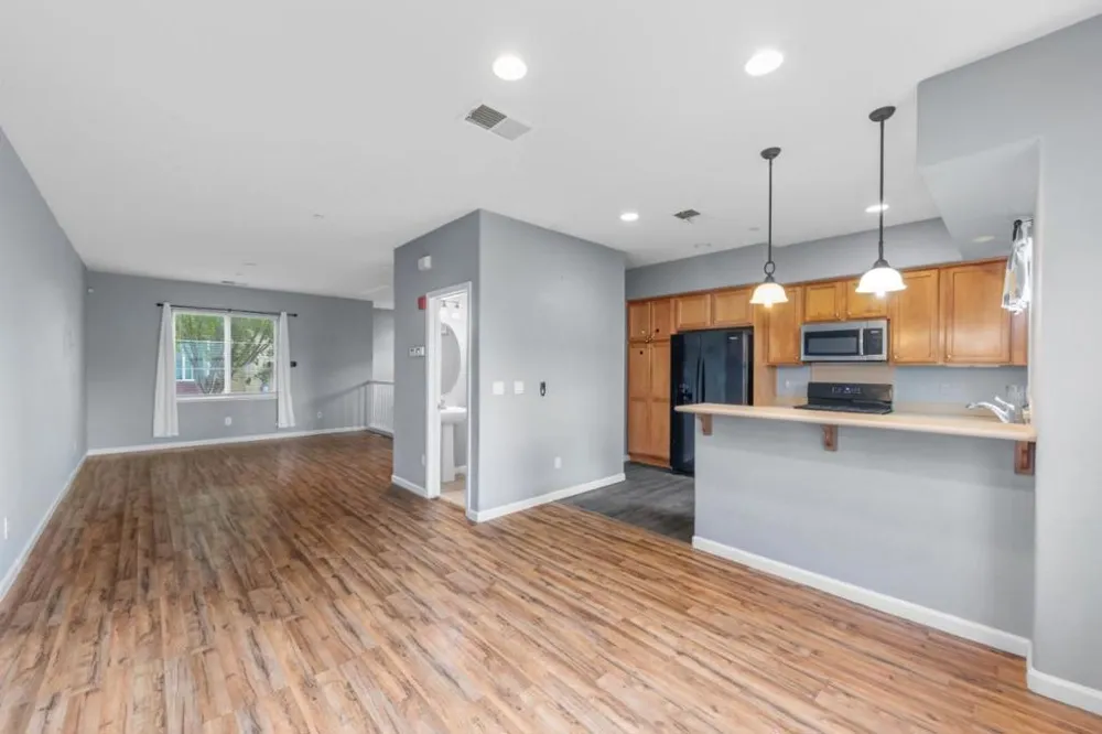 2872 10th Street San Pablo, CA 94806
