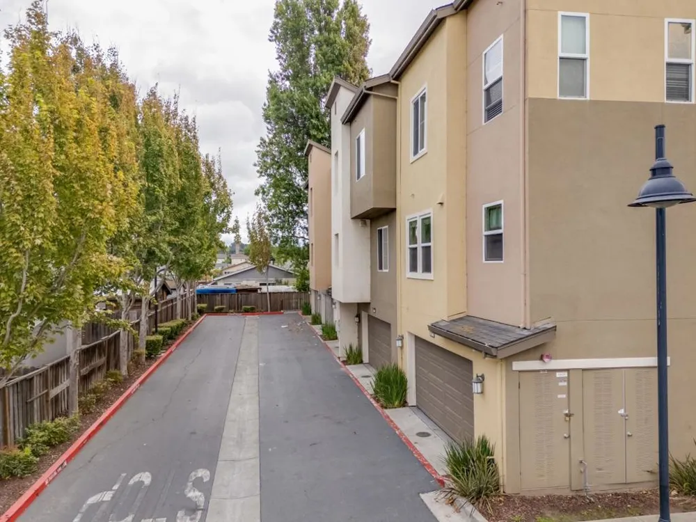 2872 10th Street San Pablo, CA 94806