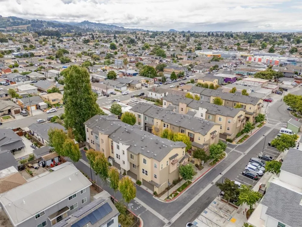 2872 10th Street San Pablo, CA 94806