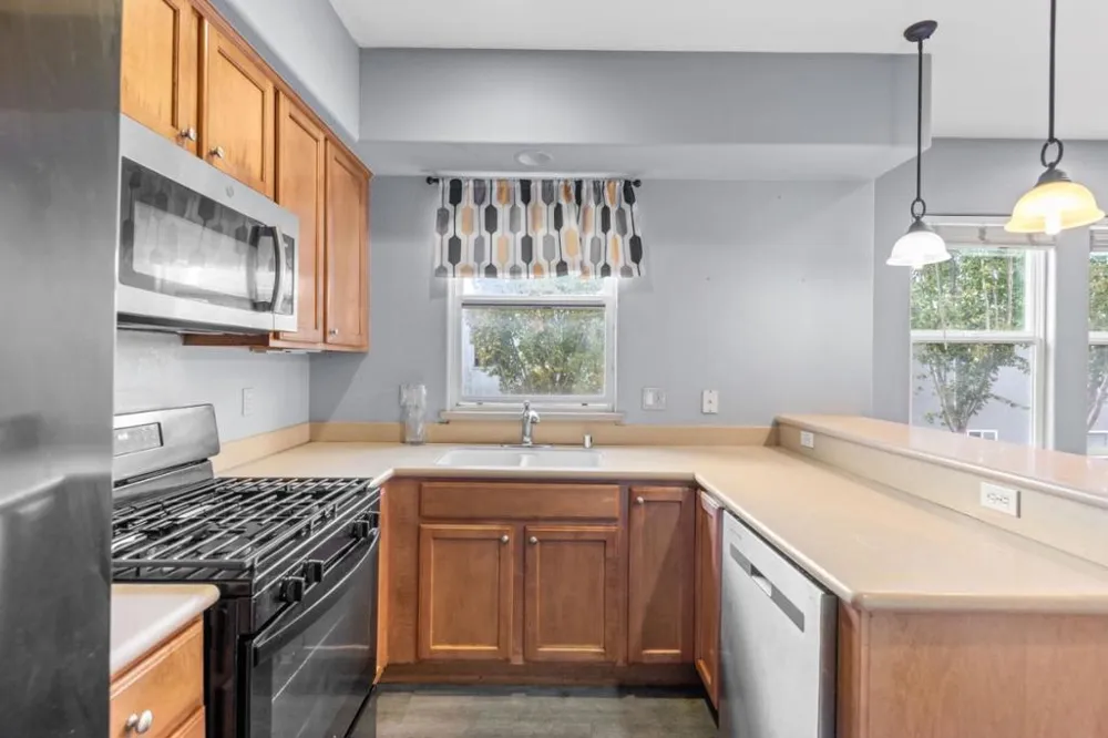 2872 10th Street San Pablo, CA 94806