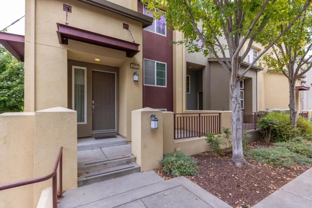 2872 10th Street San Pablo, CA 94806