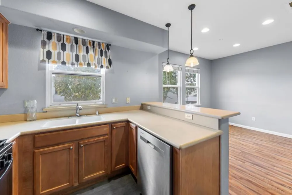 2872 10th Street San Pablo, CA 94806