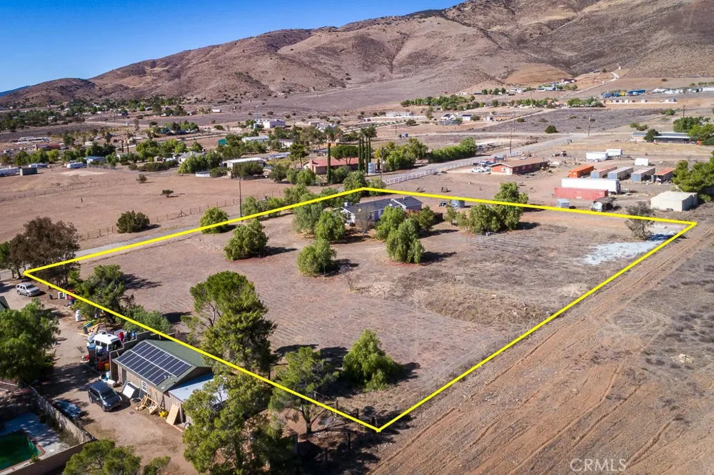 35444 Astley Road Acton, CA 93510