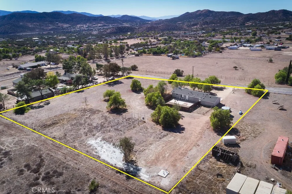 35444 Astley Road Acton, CA 93510