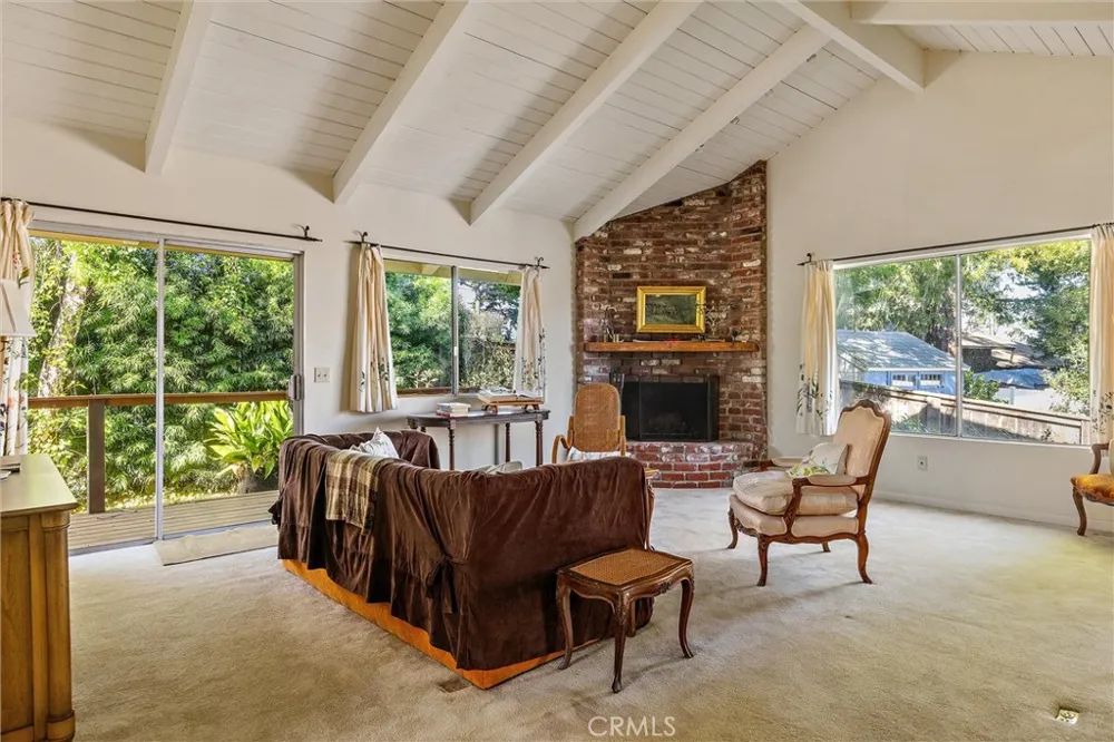 1909 Pineridge Cambria, CA 93428