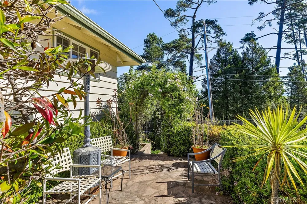 1909 Pineridge Cambria, CA 93428