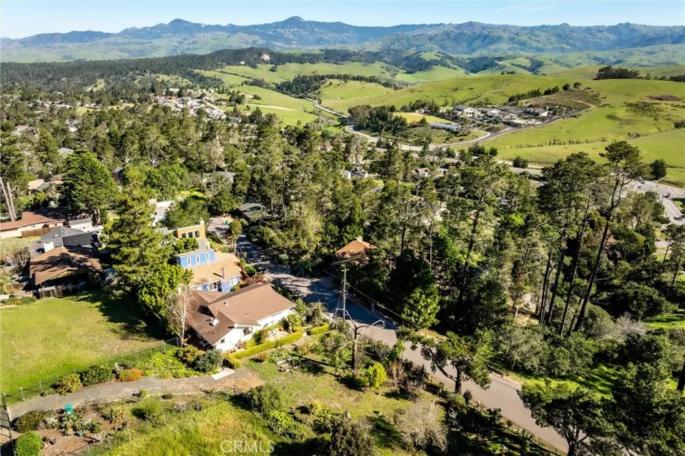1909 Pineridge Cambria, CA 93428