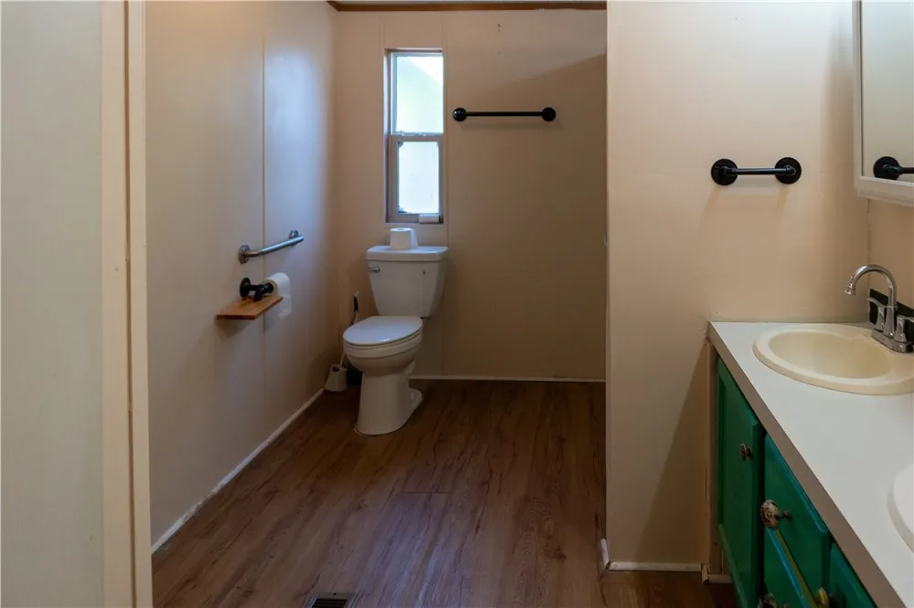 112 Baldwin Lake City, TX 78368