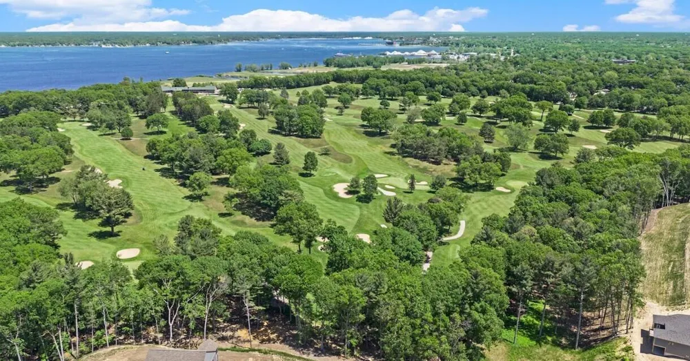 5 Duneside Trail Muskegon, MI 49441