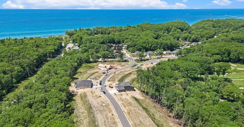 18 Duneside Trail Muskegon, MI 49441