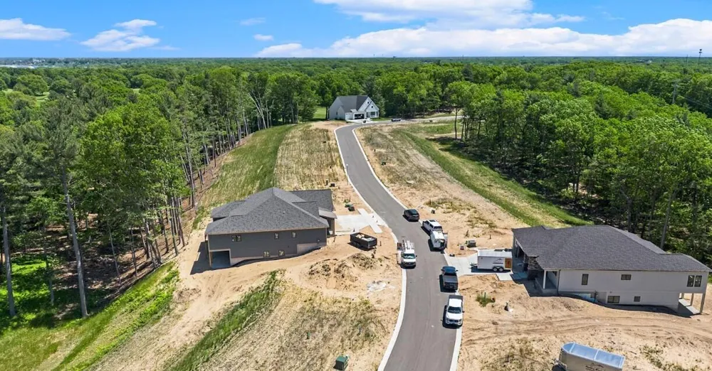 18 Duneside Trail Muskegon, MI 49441
