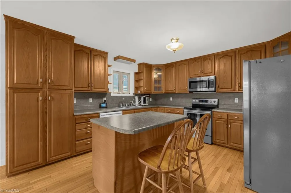 1259 Frank Joyce Road Sandy Ridge, NC 27046
