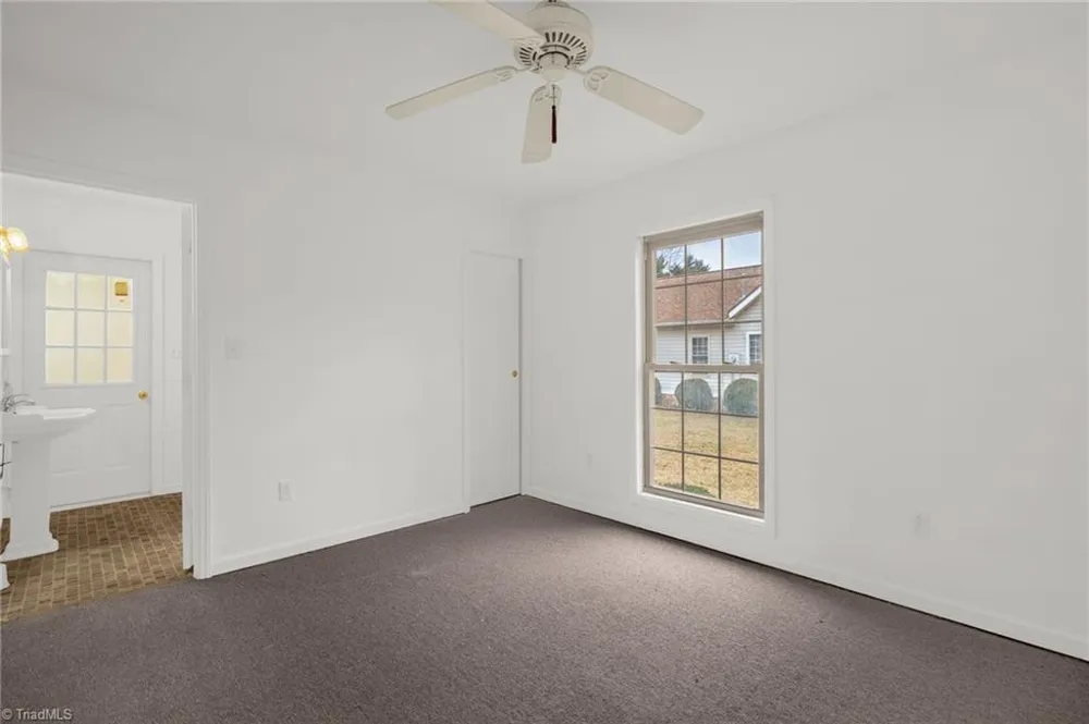 1259 Frank Joyce Road Sandy Ridge, NC 27046