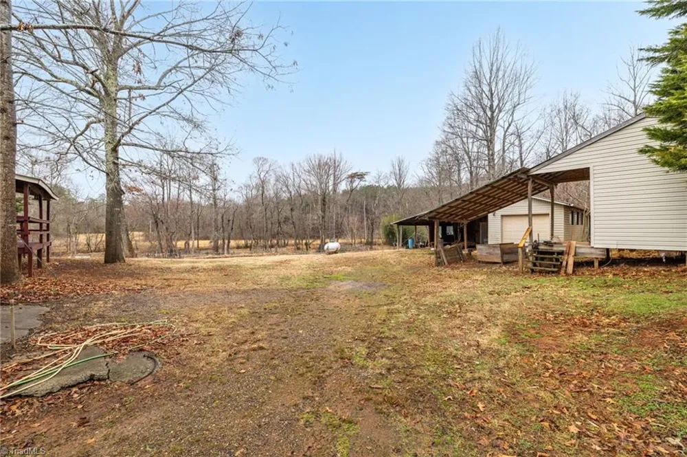 1259 Frank Joyce Road Sandy Ridge, NC 27046