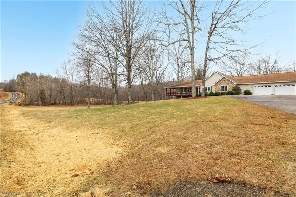 1259 Frank Joyce Road Sandy Ridge, NC 27046