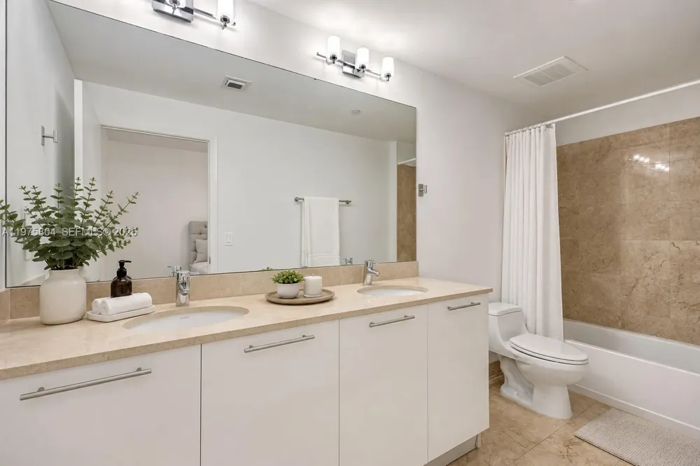 3330 NE 190th St #1212 Aventura, FL 33180