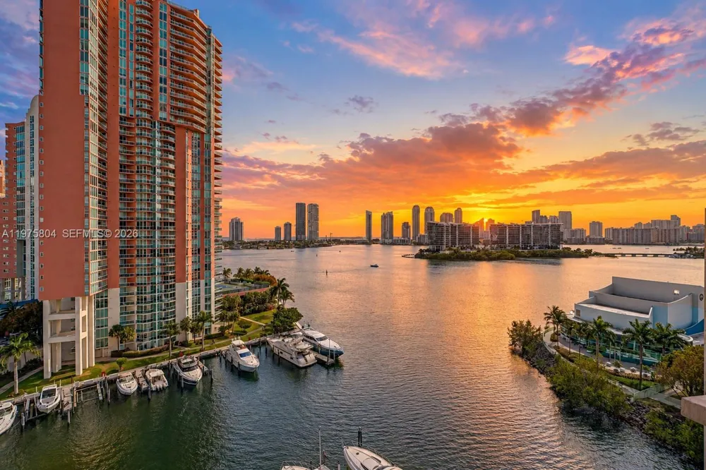 3330 NE 190th St #1212 Aventura, FL 33180
