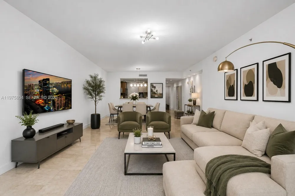 3330 NE 190th St #1212 Aventura, FL 33180