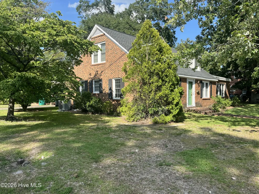 408 W 20th Street Lumberton, NC 28358