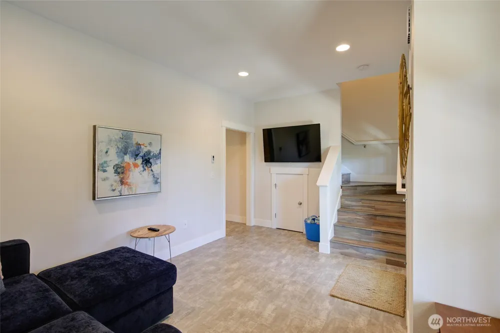 46 Seaside Lane Pacific Beach, WA 98571