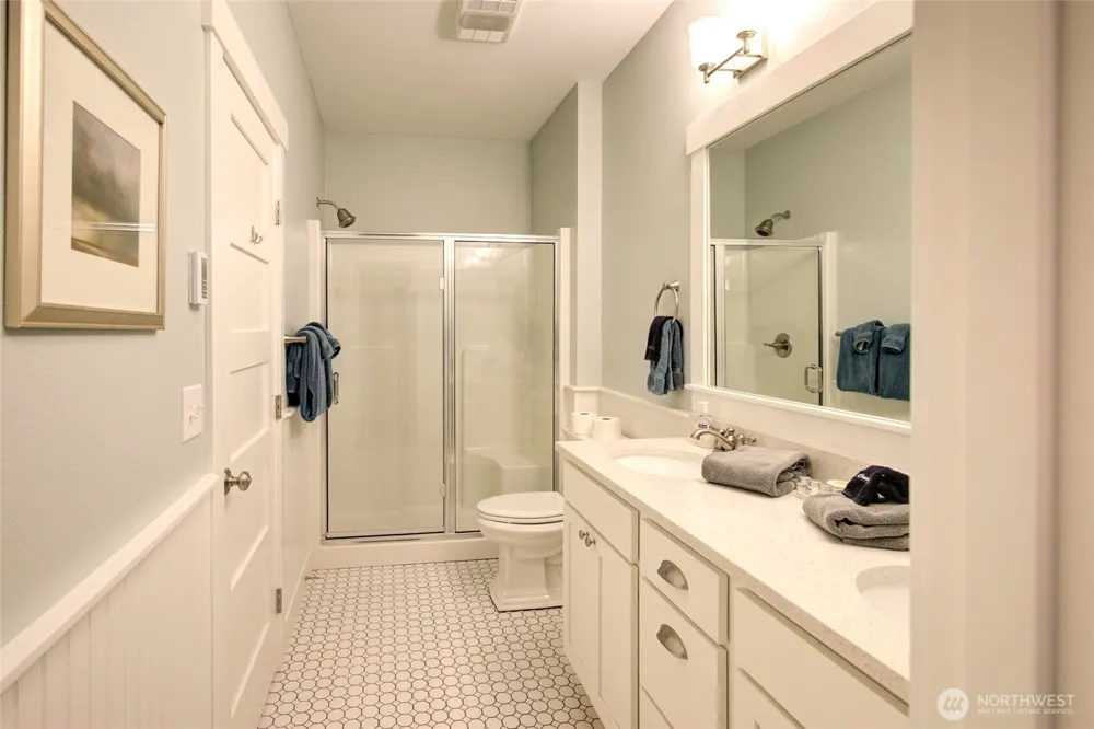 46 Seaside Lane Pacific Beach, WA 98571