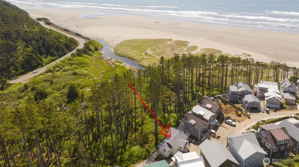 46 Seaside Lane Pacific Beach, WA 98571