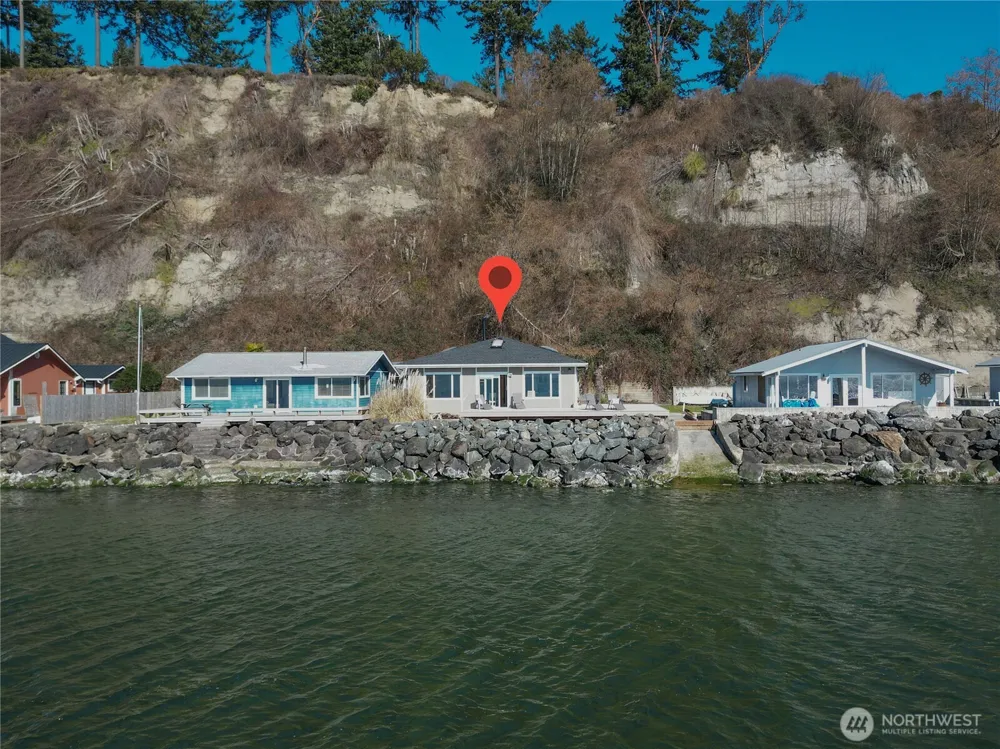 26 H South Beach Drive Hat Island, WA 98206