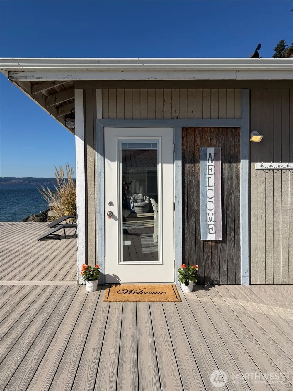 26 H South Beach Drive Hat Island, WA 98206